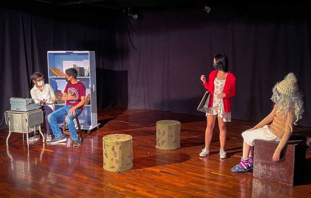 Teatro Para Adolescentes (10 a 15 años) - Club de Teatro de Lima
